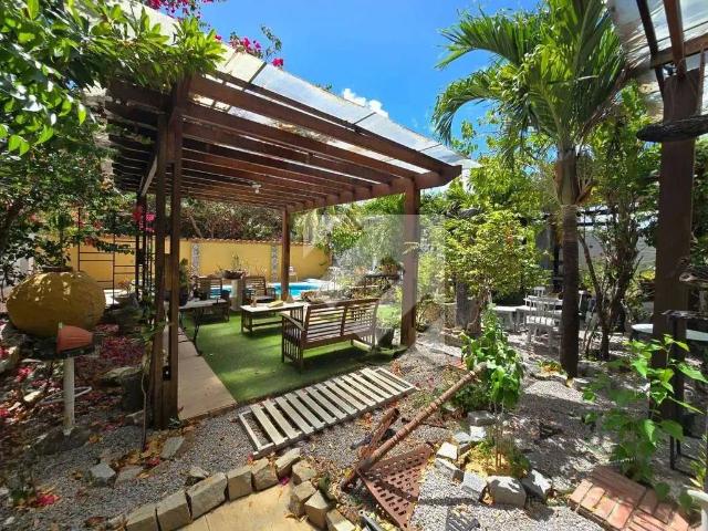 Casa / Sobrado para Venda em Conde/PB Jacumã 3 Quartos