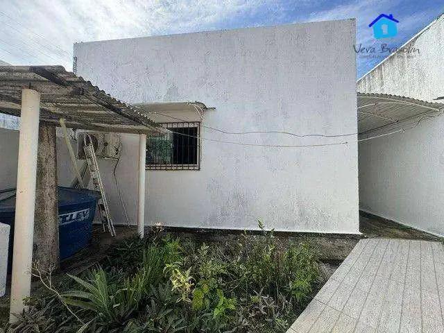 Casa / Sobrado para Venda em Conde/PB Jacumã 4 Quartos