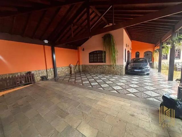 Casa / Sobrado para Venda em Congonhal/MG Primavera 4 Quartos