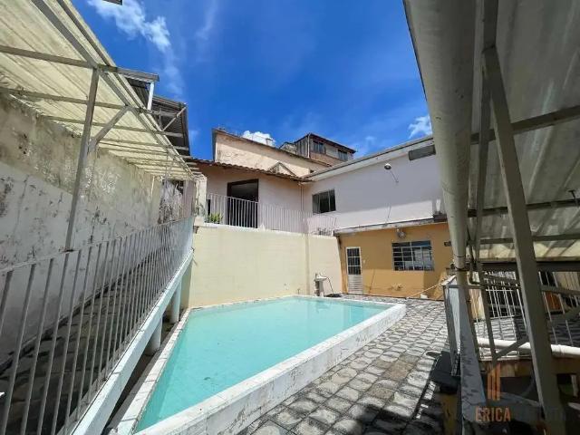 Casa / Sobrado para Venda em Conselheiro Lafaiete/MG Angélica 4 Quartos