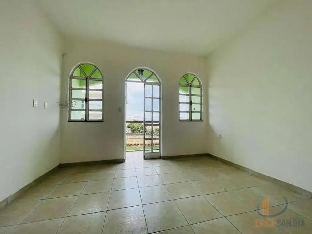 Casa / Sobrado para Venda em Conselheiro Lafaiete/MG Queluz 3 Quartos