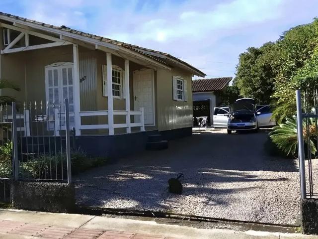 Casa / Sobrado para Venda em Cocal do Sul/SC Jardim Elizabeth 3 Quartos