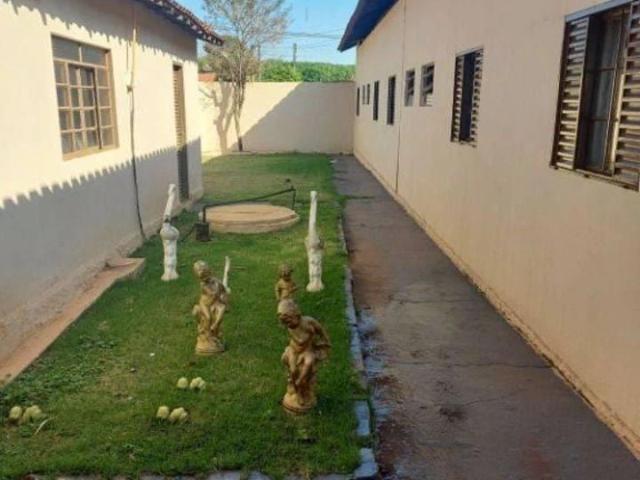 Casa / Sobrado para Venda em Colina/SP Vila Guarnieri