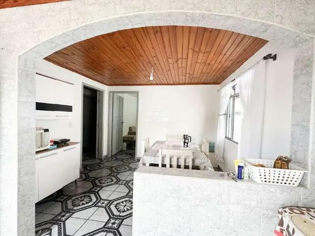 Casa / Sobrado para Venda em Colombo/PR Arruda 3 Quartos