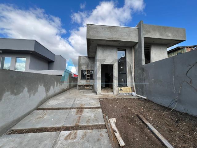 Casa / Sobrado para Venda em Colombo/PR Atuba 3 Quartos