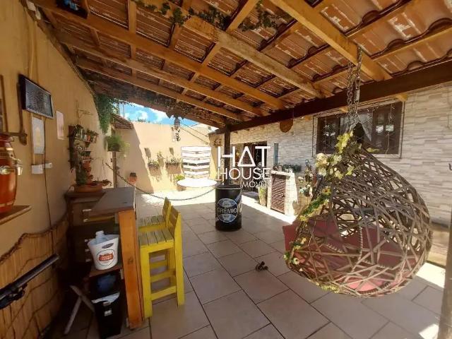 Casa / Sobrado para Venda em Colombo/PR Atuba 4 Quartos