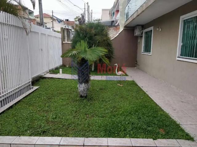 Casa / Sobrado para Venda em Colombo/PR Atuba 5 Quartos