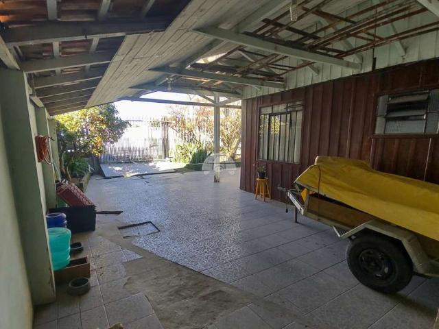 Casa / Sobrado para Venda em Colombo/PR Guaraituba 4 Quartos