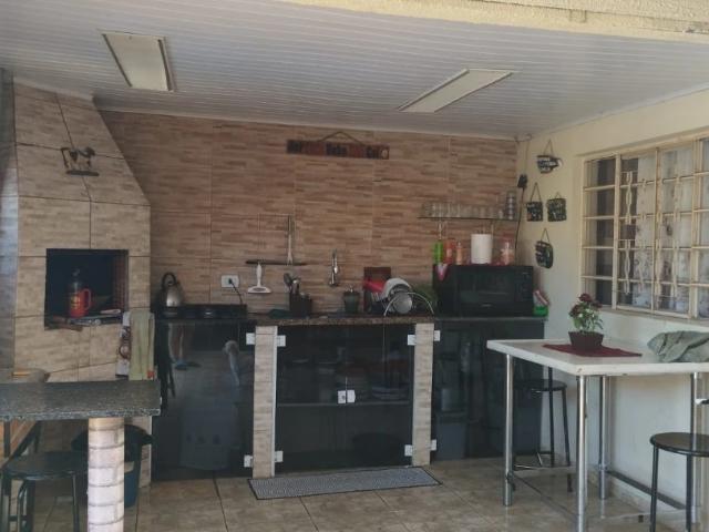 Casa / Sobrado para Venda em Colombo/PR Guaraituba 4 Quartos
