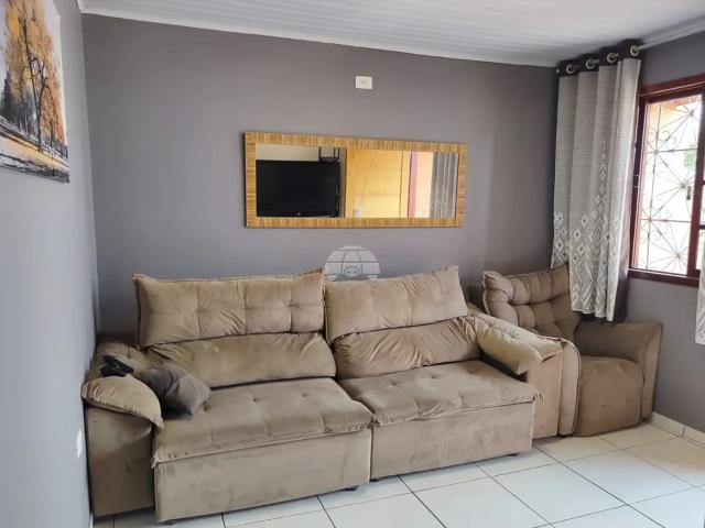 Casa / Sobrado para Venda em Colombo/PR Guaraituba 4 Quartos