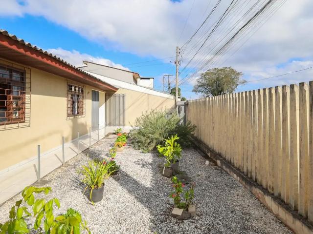 Casa / Sobrado para Venda em Colombo/PR Guaraituba 2 Quartos
