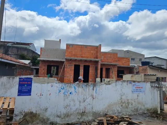 Casa / Sobrado para Venda em Colombo/PR Guaraituba 3 Quartos