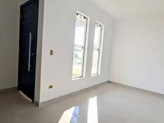 Casa / Sobrado para Venda em Colombo/PR Guaraituba 3 Quartos