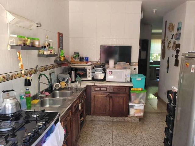 Casa / Sobrado para Venda em Colombo/PR Jardim das Graças 2 Quartos