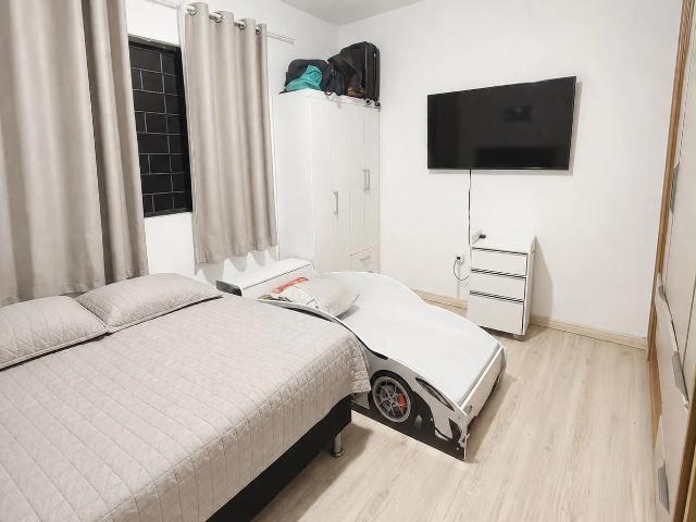 Casa / Sobrado para Venda em Colombo/PR Jardim Planalto 2 Quartos