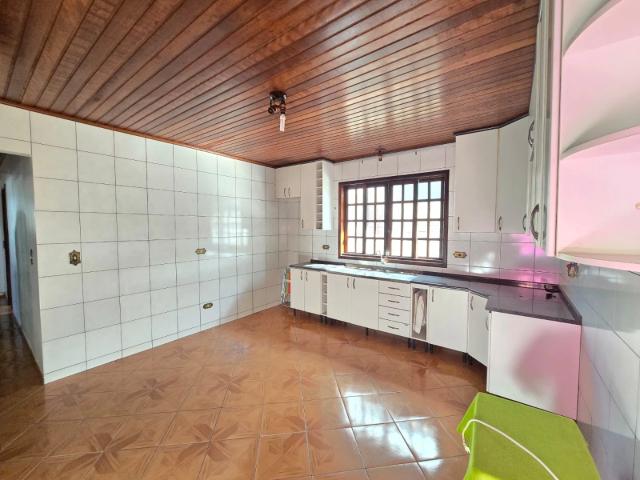 Casa / Sobrado para Venda em Colombo/PR Maracanã 3 Quartos