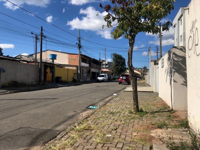 Casa / Sobrado para Venda em Colombo/PR Paloma 2 Quartos