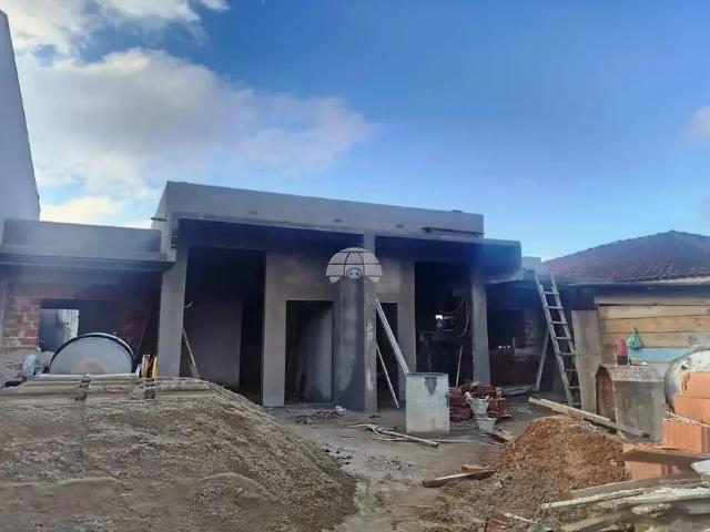Casa / Sobrado para Venda em Colombo/PR Roça Grande 3 Quartos