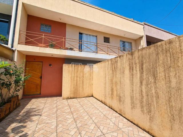 Casa / Sobrado para Venda em Colombo/PR Roça Grande 2 Quartos