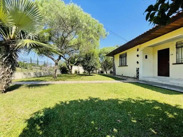 Casa / Sobrado para Venda em Colombo/PR Ribeirão das Onças