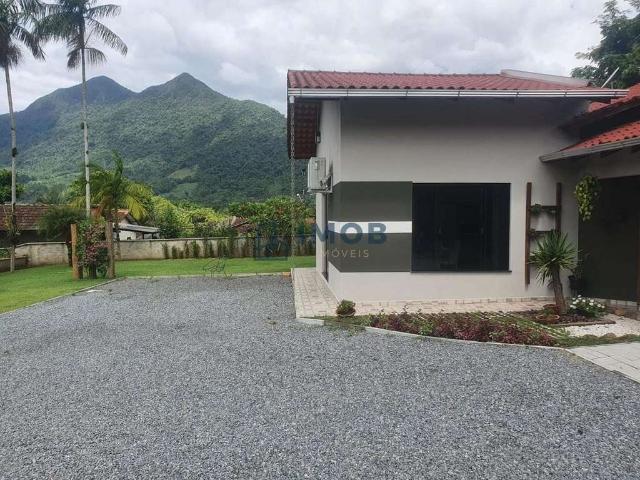 Casa / Sobrado para Venda em Corupá/SC Centro 3 Quartos