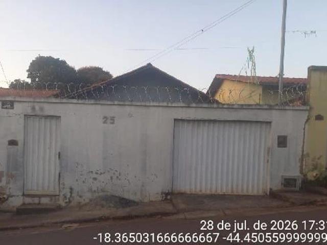 Casa / Sobrado para Venda em Corinto/MG Virgílio Vieira 3 Quartos