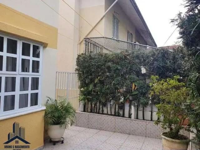 Casa / Sobrado para Venda em Cotia/SP Chácara Pavoeiro 3 Quartos