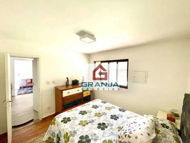 Casa / Sobrado para Venda em Cotia/SP Granja Viana 4 Quartos