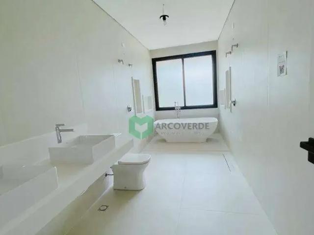 Casa / Sobrado para Venda em Cotia/SP Granja Viana 5 Quartos