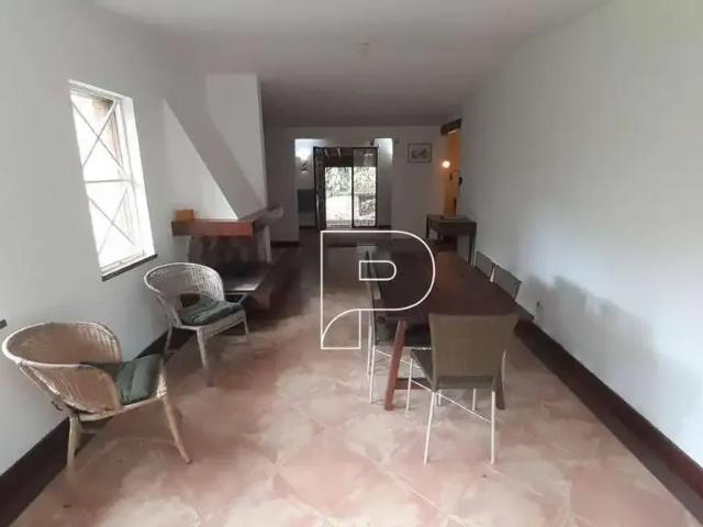 Casa / Sobrado para Venda em Cotia/SP Granja Viana 3 Quartos