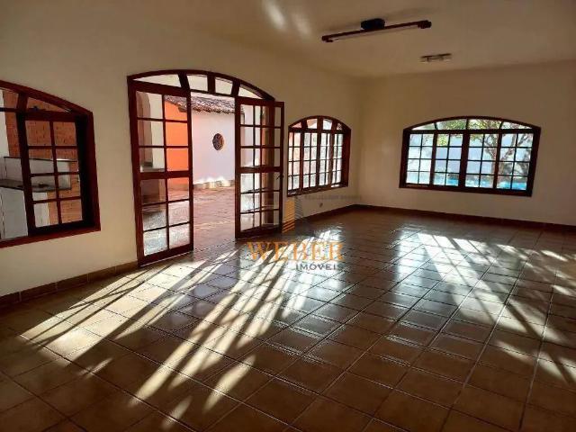 Casa / Sobrado para Venda em Cotia/SP Jardim da Glória 5 Quartos