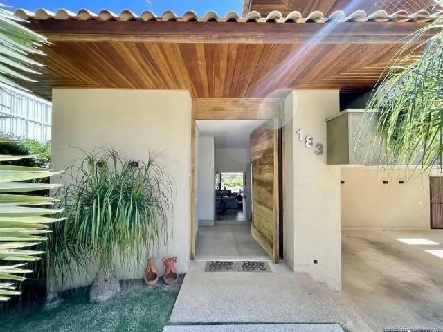 Casa / Sobrado para Venda em Cotia/SP Jardim do Rio Cotia 6 Quartos