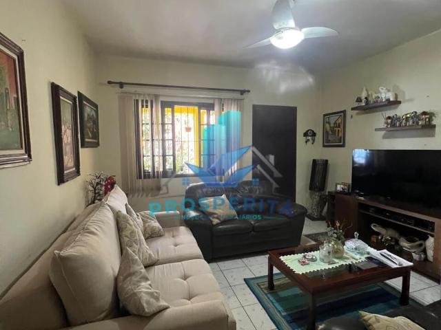Casa / Sobrado para Venda em Cotia/SP Jardim dos Ipês 3 Quartos