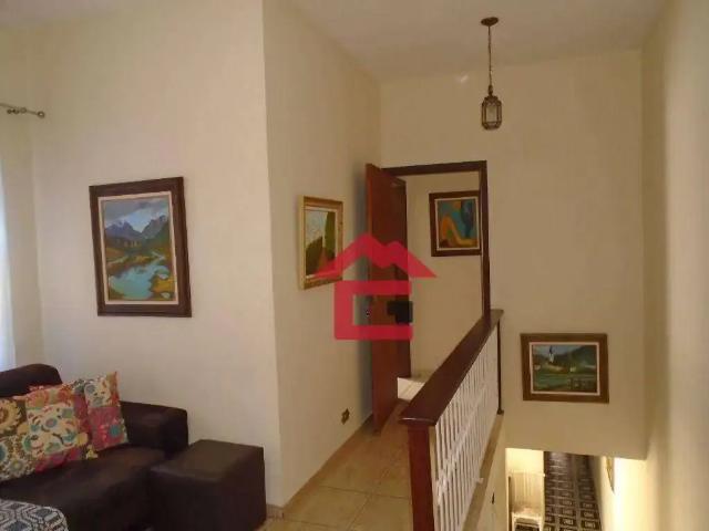 Casa / Sobrado para Venda em Cotia/SP Jardim Leonor 5 Quartos