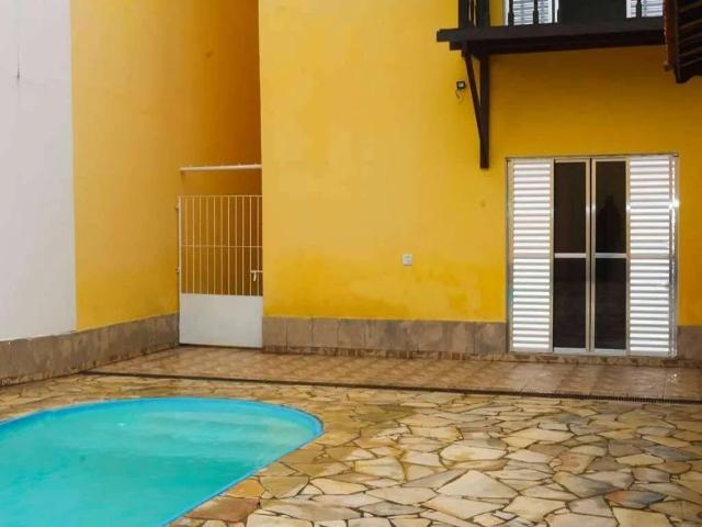 Casa / Sobrado para Venda em Cotia/SP Jardim Miranda 5 Quartos