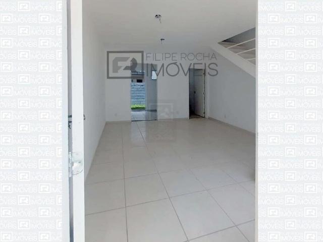 Casa / Sobrado para Venda em Cotia/SP Jardim Nossa Senhora das Graças 2 Quartos
