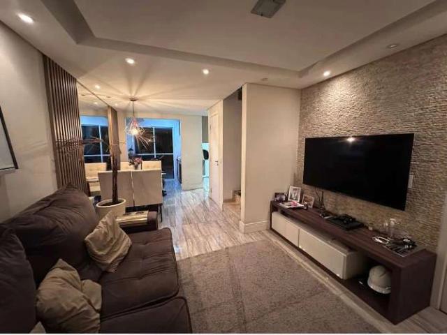 Casa / Sobrado para Venda em Cotia/SP Jardim Petrópolis 2 Quartos