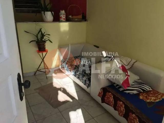 Casa / Sobrado para Venda em Cotia/SP Jardim Petrópolis 2 Quartos