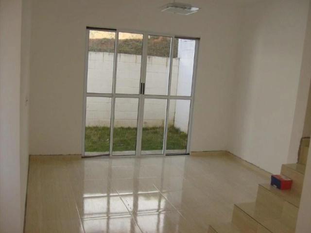Casa / Sobrado para Venda em Cotia/SP Jardim Petrópolis 2 Quartos