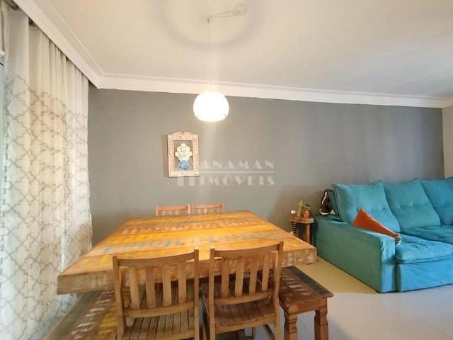 Casa / Sobrado para Venda em Cotia/SP Jardim Petrópolis 3 Quartos