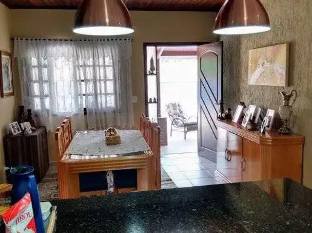 Casa / Sobrado para Venda em Cotia/SP Jardim São Luiz Caucaia do Alto 3 Quartos
