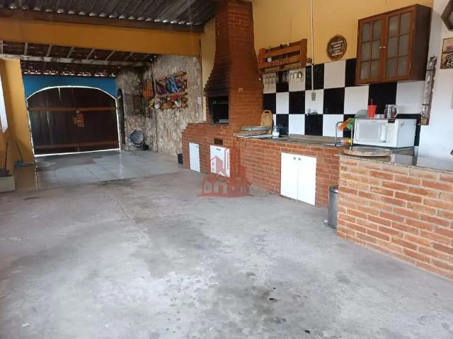 Casa / Sobrado para Venda em Cotia/SP Jardim Santana 4 Quartos