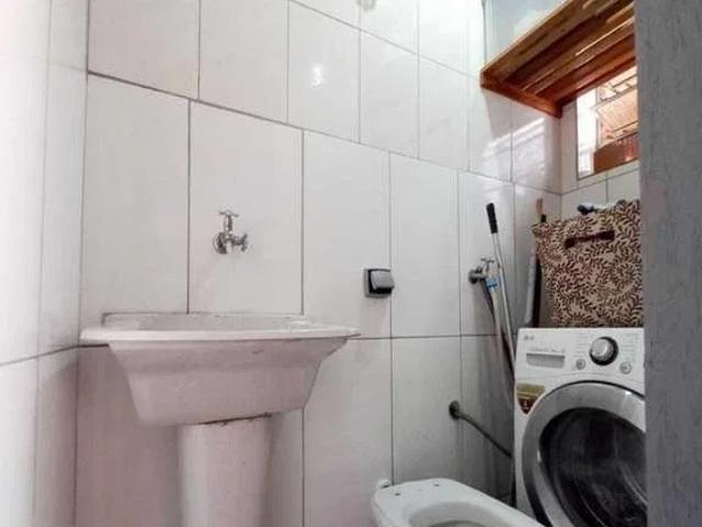 Casa / Sobrado para Venda em Cotia/SP Jardim Sabiá 2 Quartos
