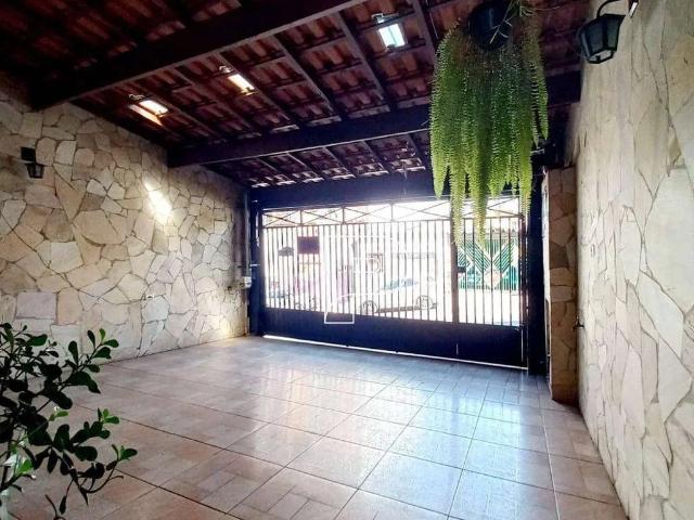 Casa / Sobrado para Venda em Cotia/SP Jardim Sabiá 2 Quartos