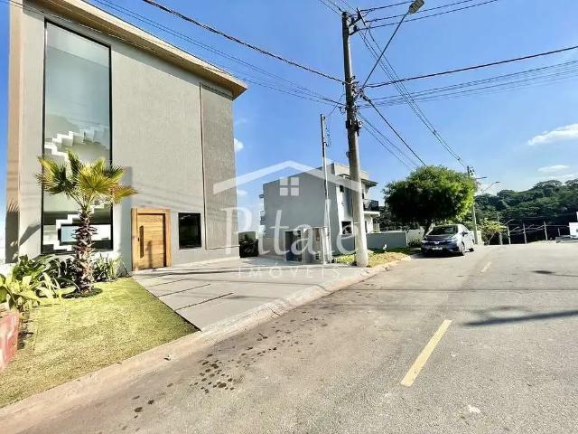 Casa / Sobrado para Venda em Cotia/SP Lageadinho 3 Quartos