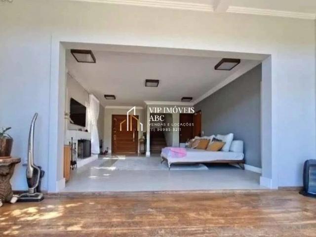 Casa / Sobrado para Venda em Cotia/SP Residencial dos Lagos 3 Quartos