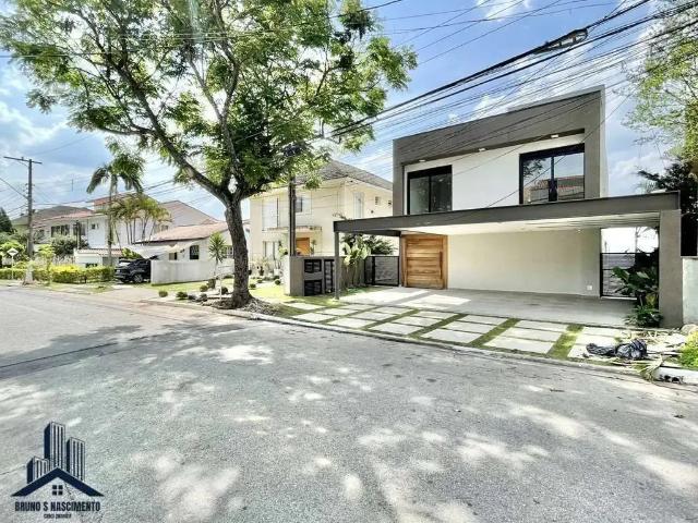 Casa / Sobrado para Venda em Cotia/SP São Paulo II 4 Quartos