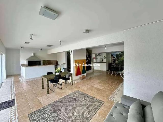 Casa / Sobrado para Venda em Cotia/SP São Paulo II 5 Quartos