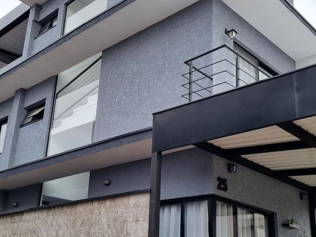 Casa / Sobrado para Venda em Cotia/SP Sítio Boa Vista 3 Quartos