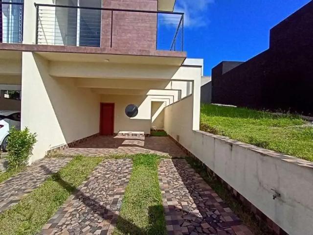 Casa / Sobrado para Venda em Cotia/SP Sítio Boa Vista 3 Quartos